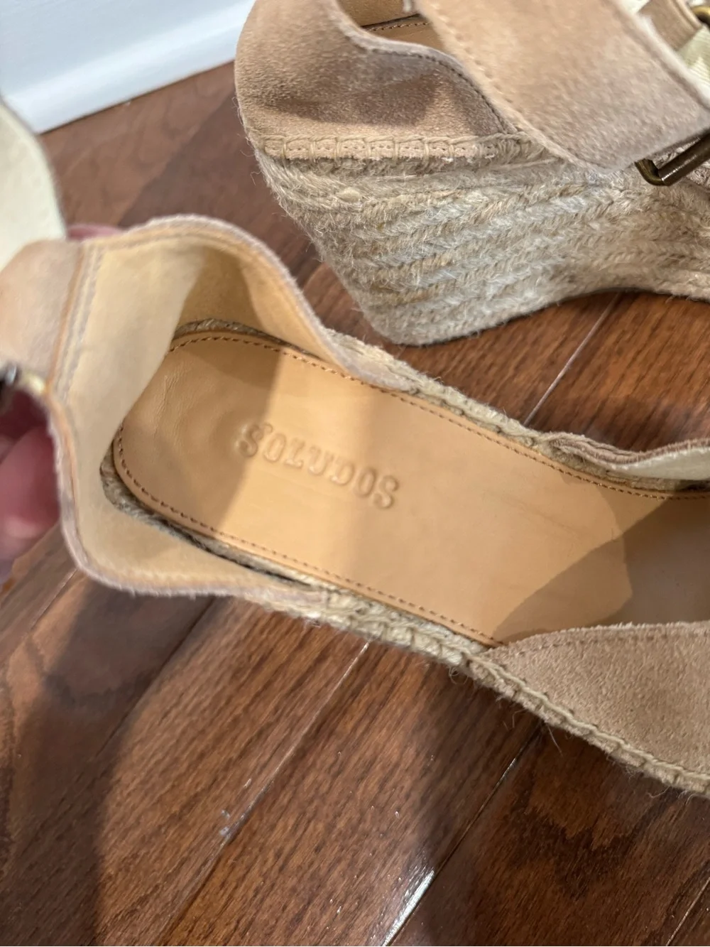 brand new Soludos Positano Tan Suede Espadrille Wedge Sandals